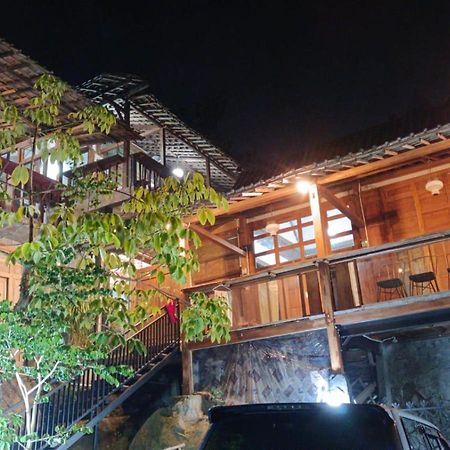 Omah Singo Stay & Resto Yogyakarta Bantul Exterior foto
