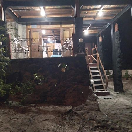 Omah Singo Stay & Resto Yogyakarta Bantul Exterior foto