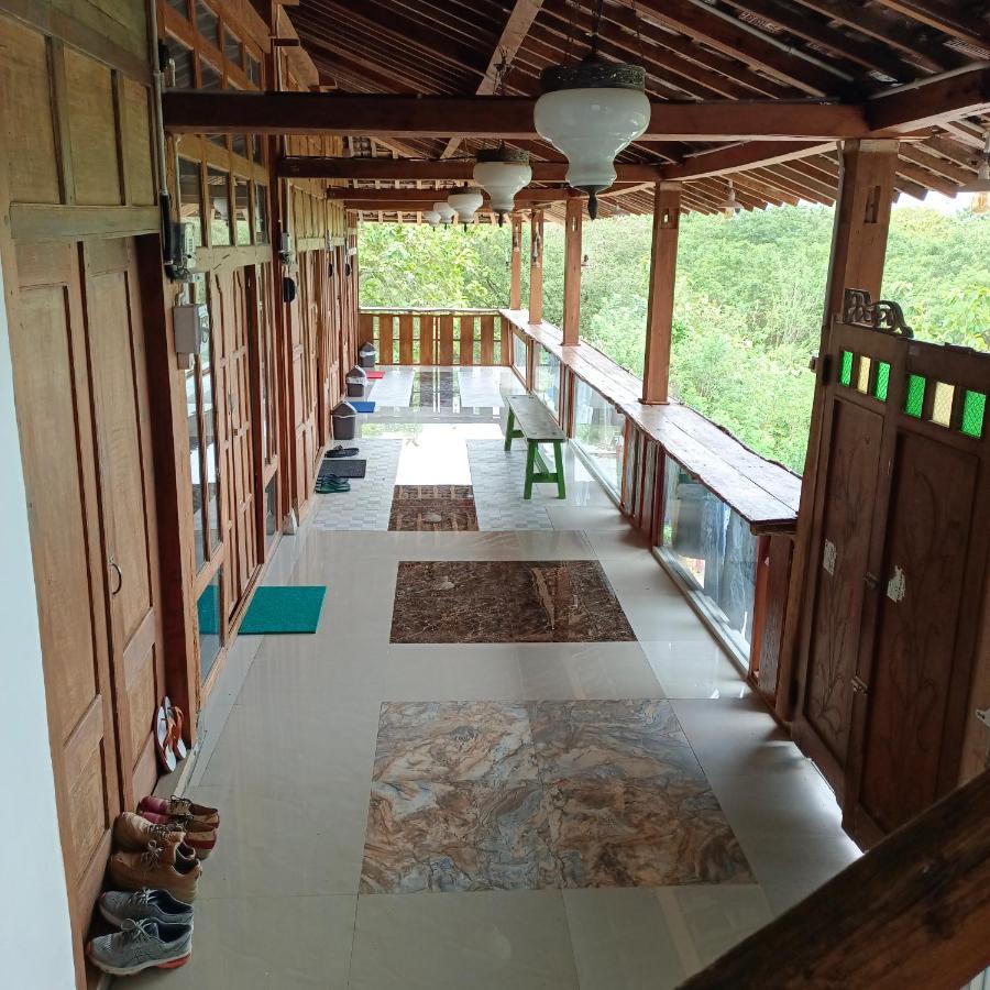 Omah Singo Stay & Resto Yogyakarta Bantul Exterior foto