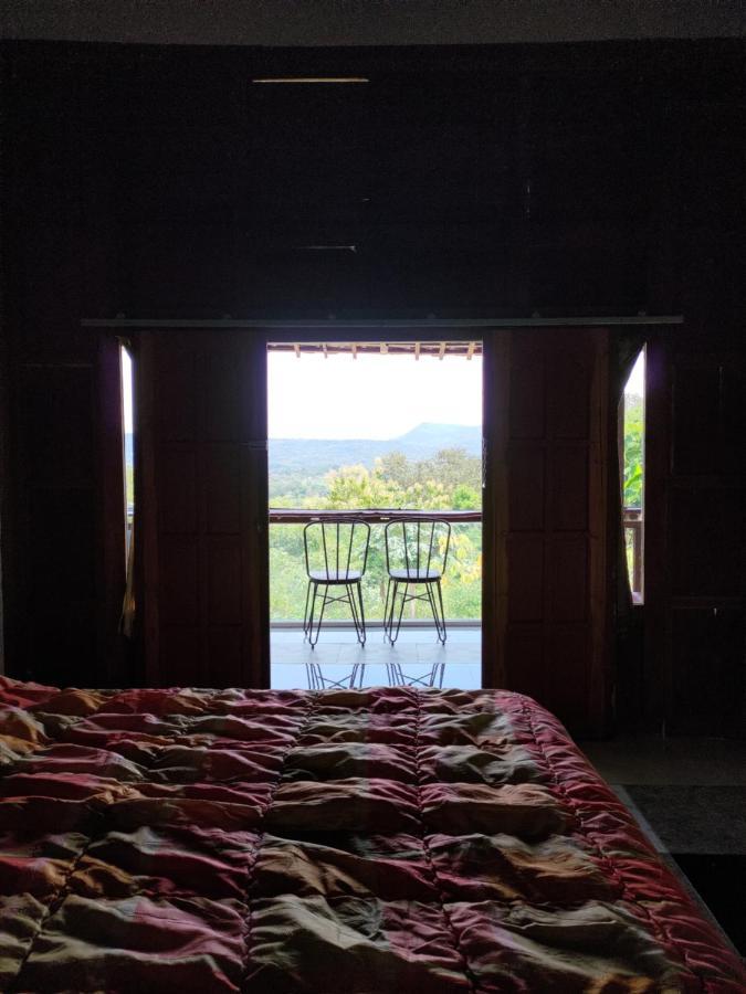 Omah Singo Stay & Resto Yogyakarta Bantul Exterior foto